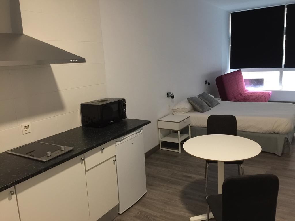 Room And Kitchen Bilbao Eksteriør billede