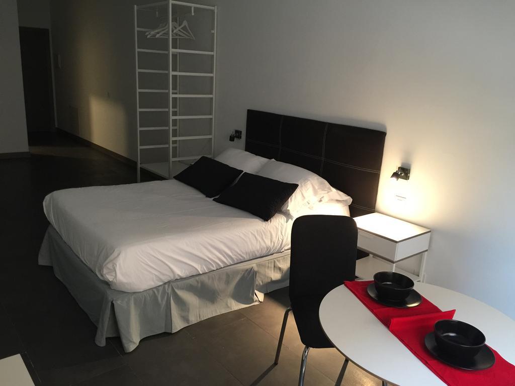 Room And Kitchen Bilbao Eksteriør billede