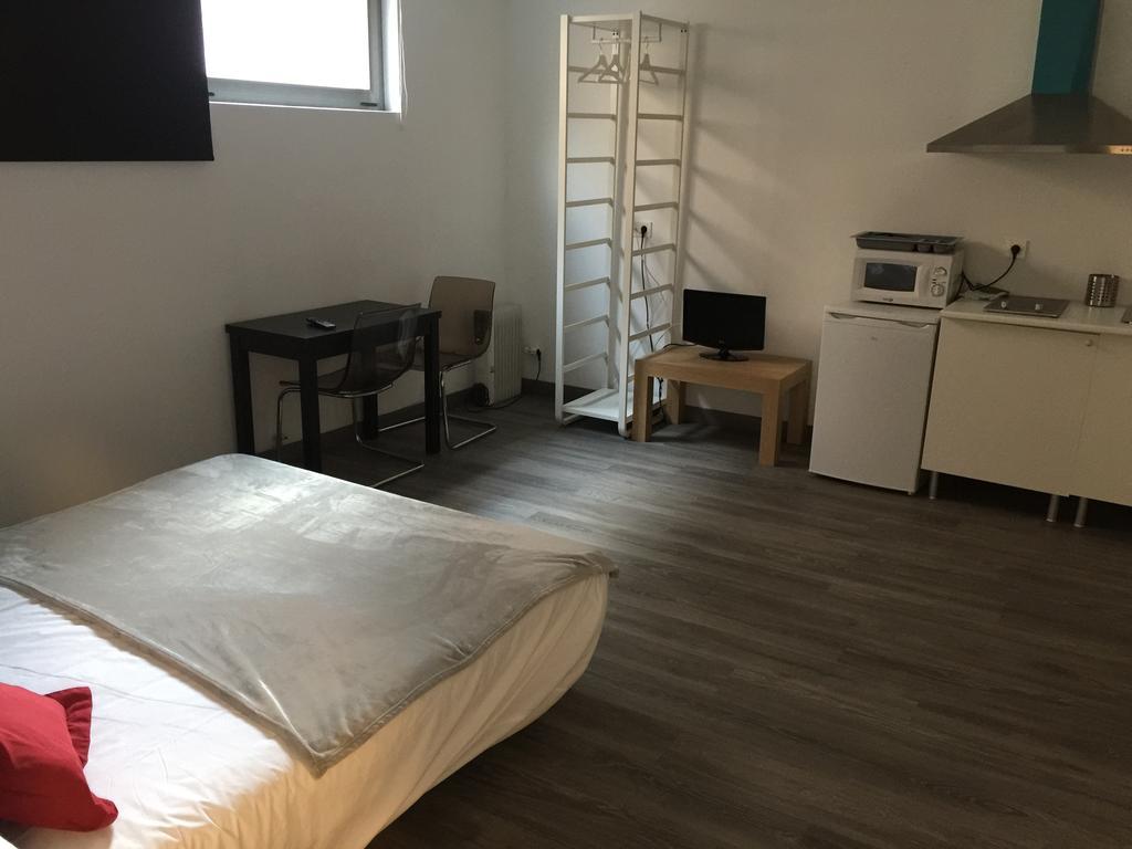 Room And Kitchen Bilbao Eksteriør billede